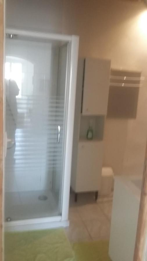 Appartement Dans Hameau Provencal Allauch Luaran gambar