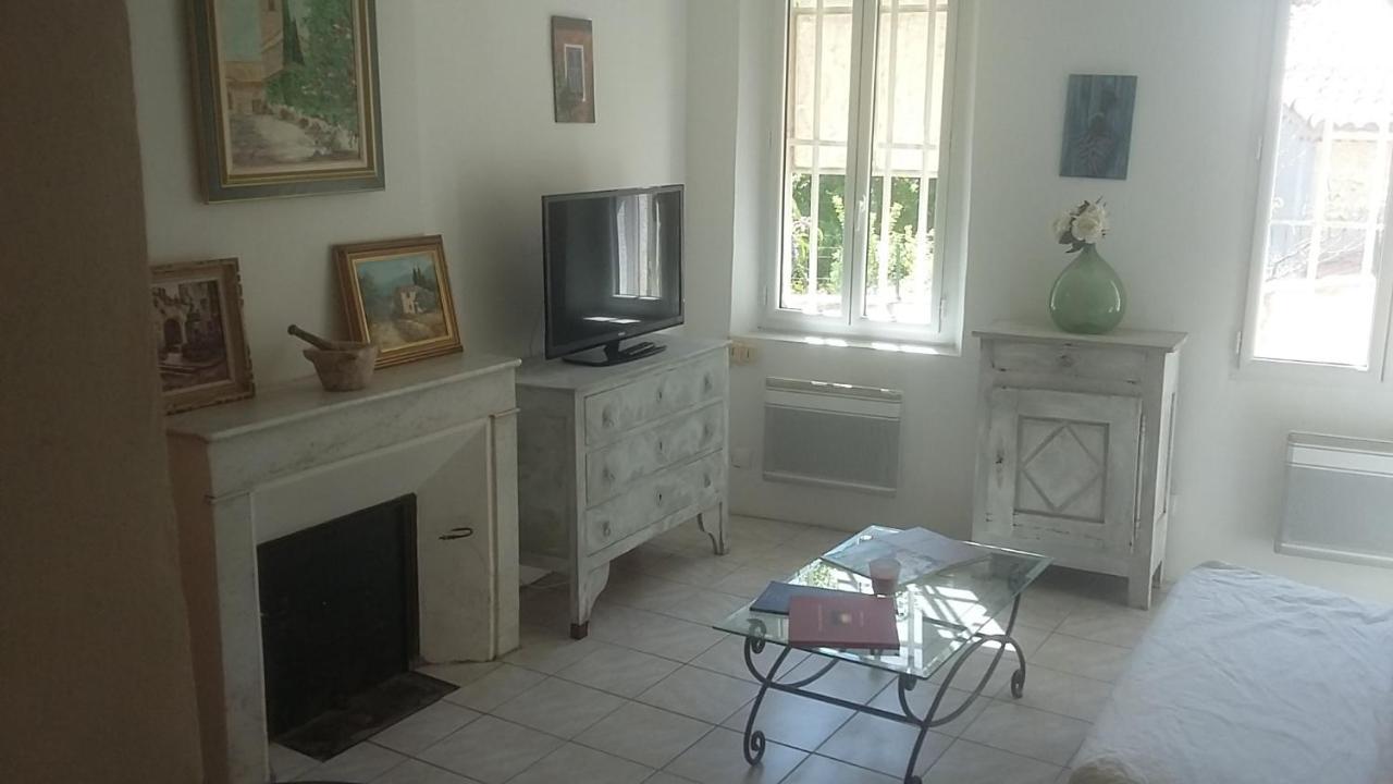 Appartement Dans Hameau Provencal Allauch Luaran gambar